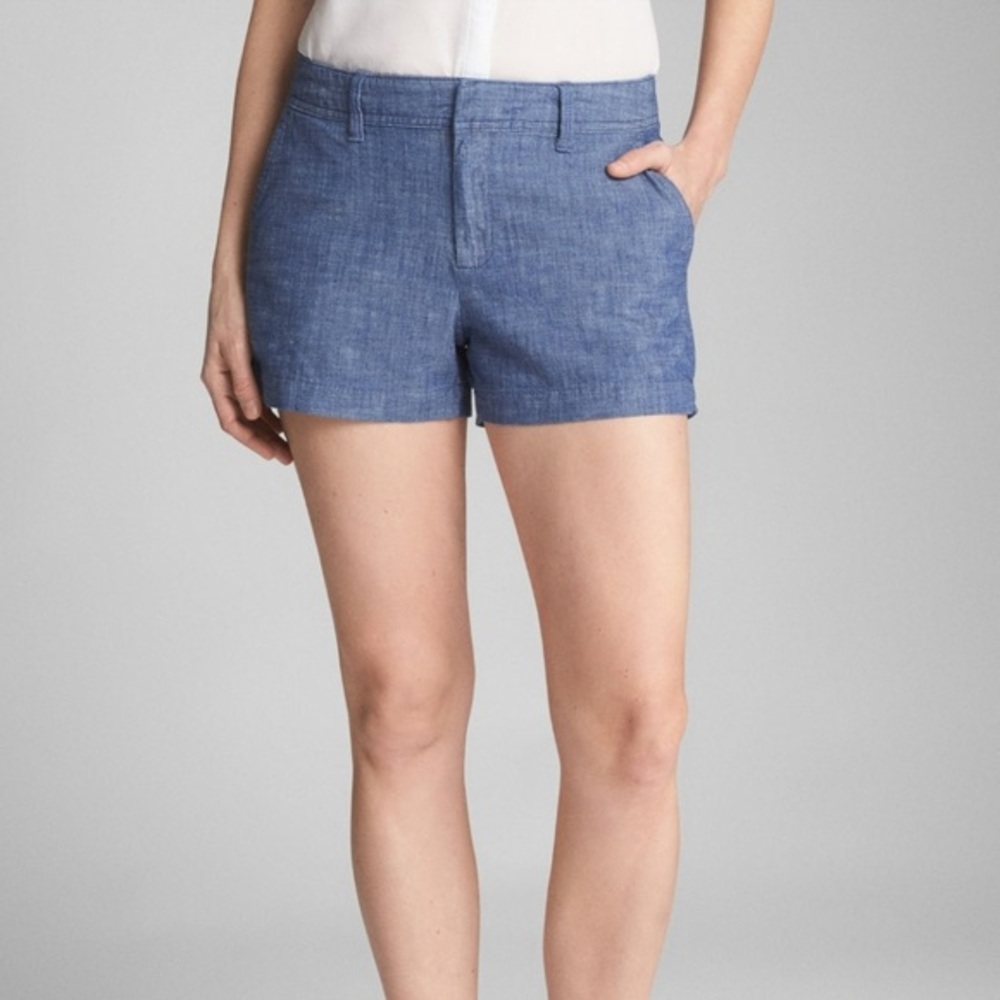 Gap Mid Rise Chambray City Shorts Size 14